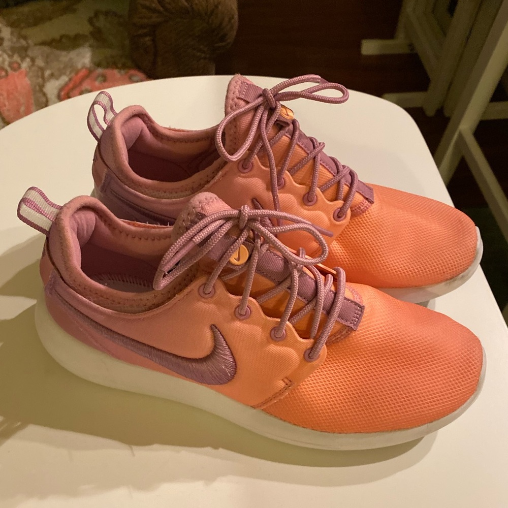 Nike Shoes size 8 1/2